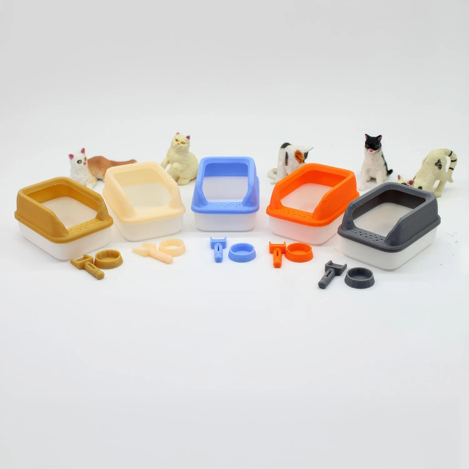 Miniature Cat Litter Box for Dollhouse Decor | 1:12 Scale Pet Accessory with Scooper | Realistic Dollhouse Miniatures (Orange)